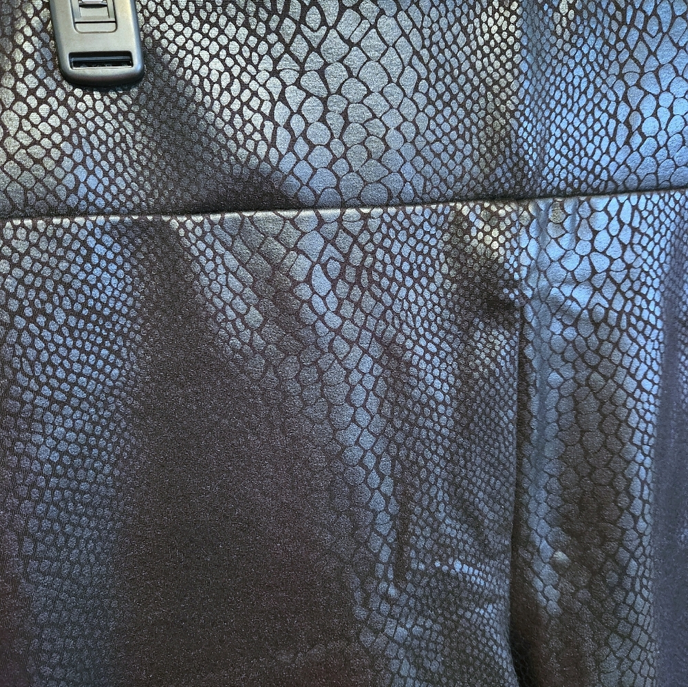 Torrid Studio Pixie Pants - Snake Print NWT - image 5